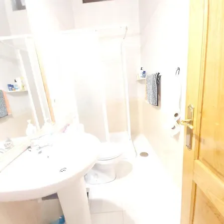 With 2 Bedrooms In Hinojedo With Wonderful City View Shared Pool And Wifi 5 Km From The Beach
