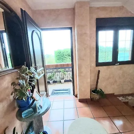 아파트 With 2 Bedrooms In Hinojedo With Wonderful City View Shared Pool And Wifi 5 Km From The Beach *